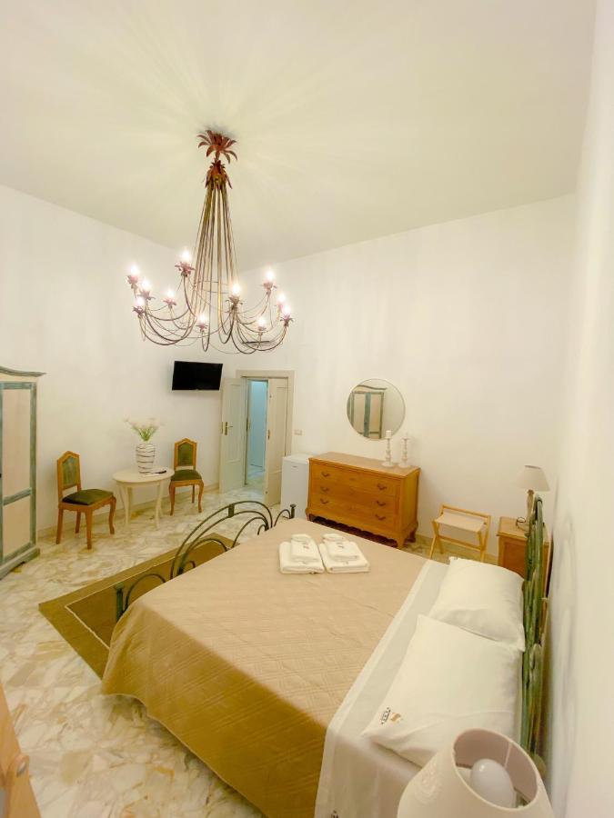 La Casa Di Nonna Sisina Villa Mola di Bari Eksteriør bilde